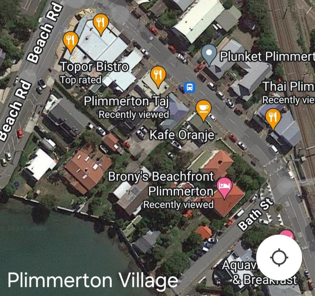 Brony'S Beachfront-Short And Long Term Stays Porirua Kültér fotó